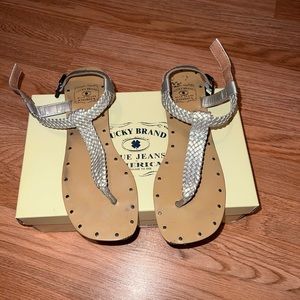 Lucky Brand Silver Sandals Size 7.5